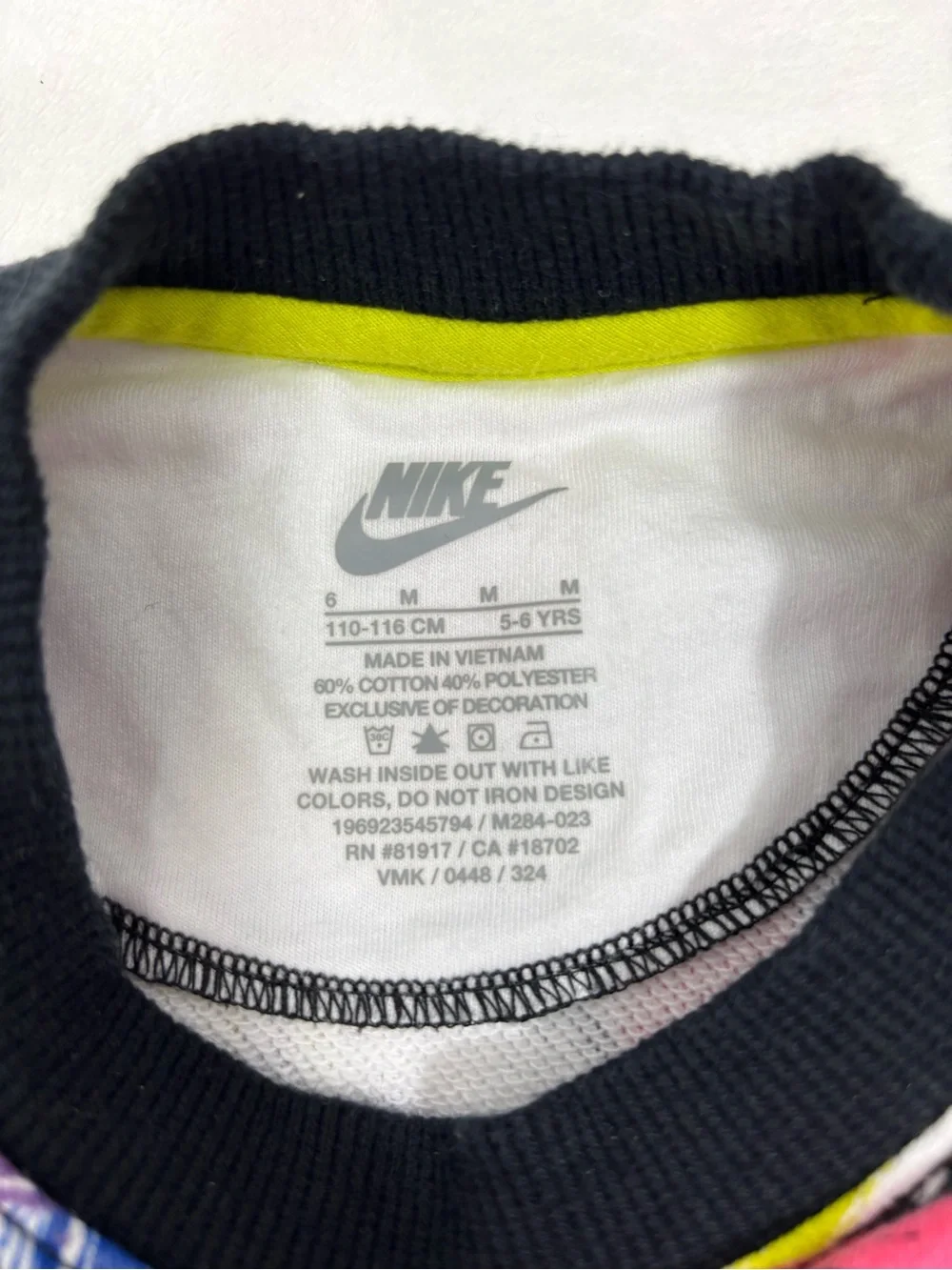 Nike Neon Brushstroke Graphic Crewneck Sweatshirt Size 6 /M